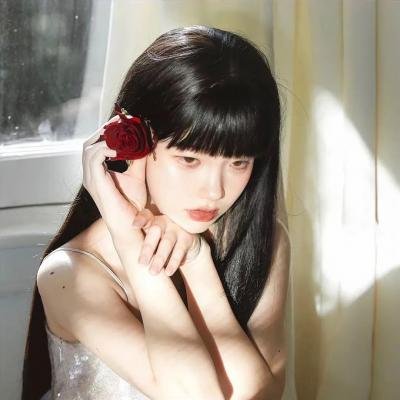 爱在夜色阑珊处