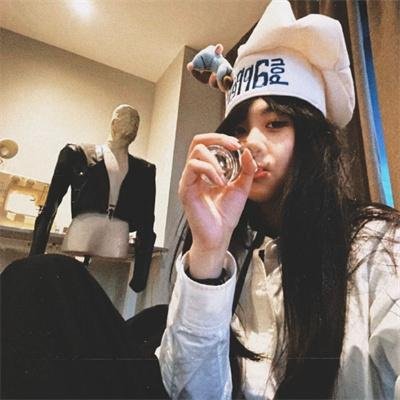 娘娘今日不上朝